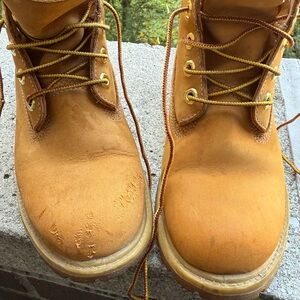 Timberland women’s Classic Wheat Boots